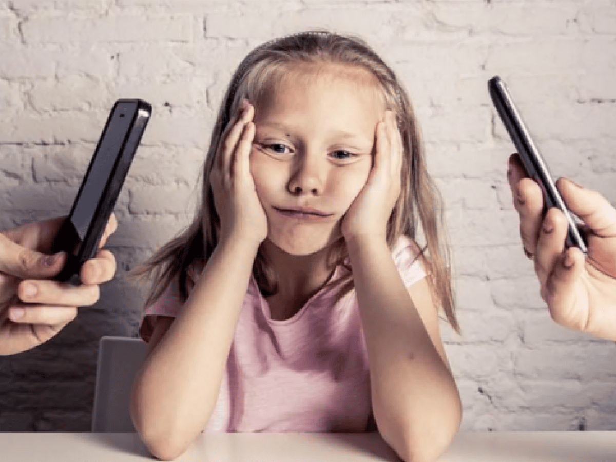 El deseo de un niño se hizo viral: "Odio el teléfono de mi madre"