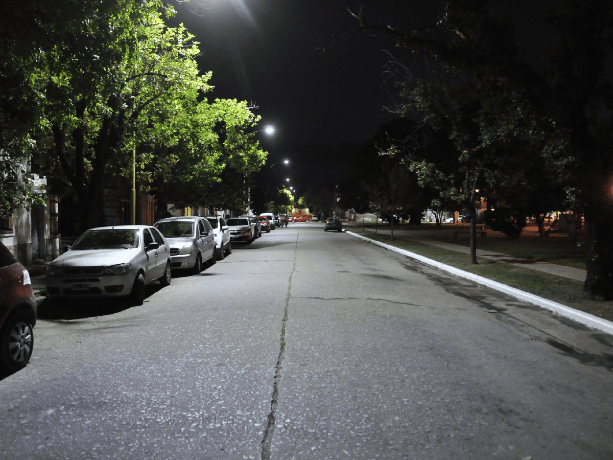 Habilitaron luces LED en el alumbrado público de barrio Sarmiento 