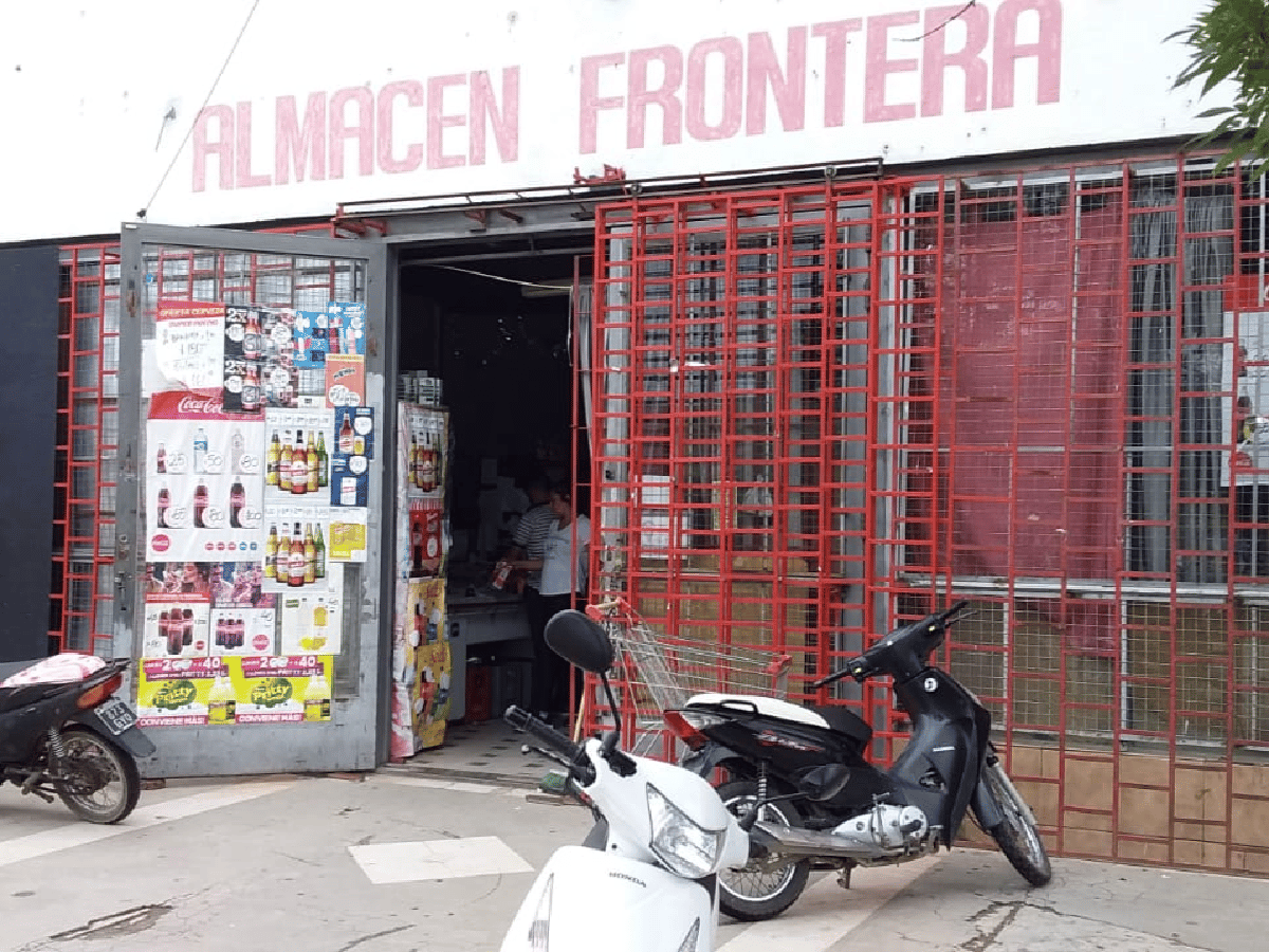 Boqueteros robaron en un supermercado de Frontera 