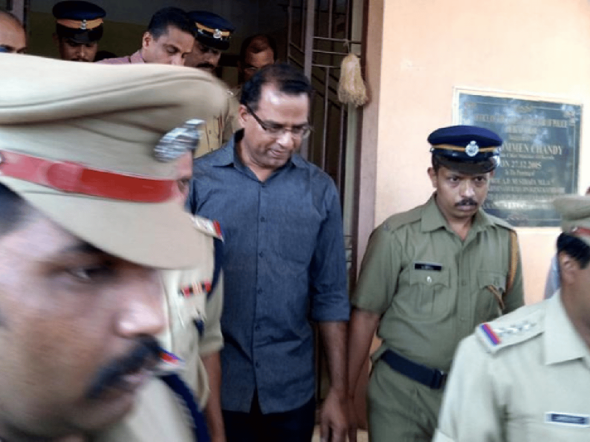 Condenan a un sacerdote a 20 años de cárcel por violar a una adolescente en India
