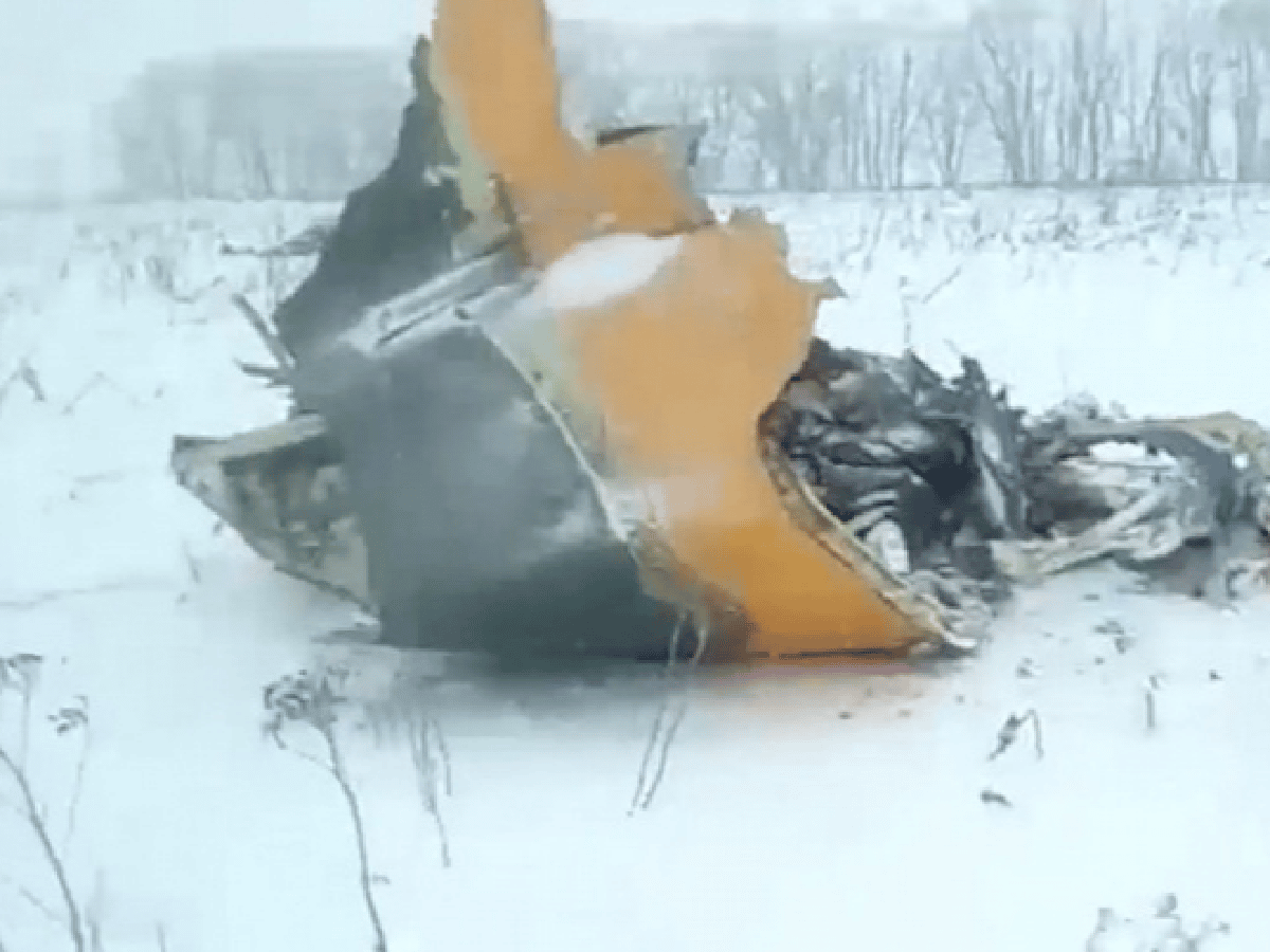 Se estrelló un avión con 71 pasajeros en Rusia