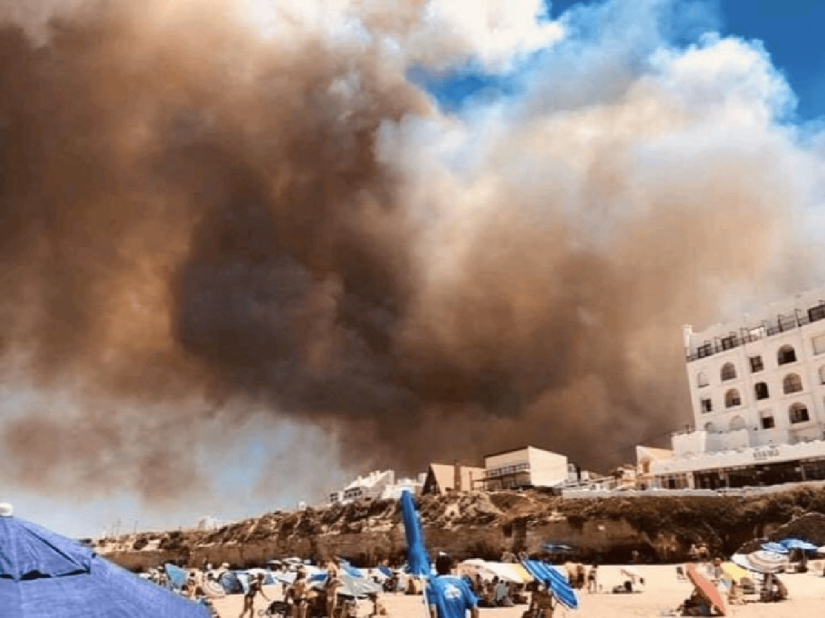 Incendios en Las Grutas: suman evacuados en Playa Serena y Piedras Coloradas