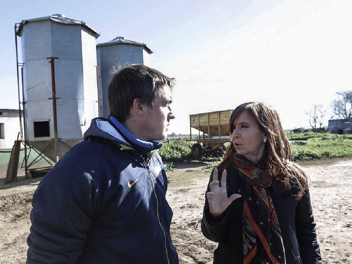 En campaña, Cristina Kirchner se reunió con productores rurales 