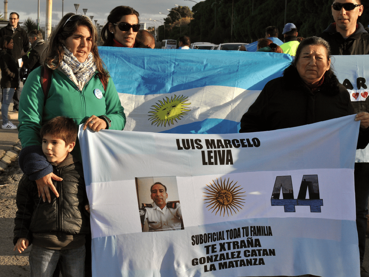 Familiares de los tripulantes del ARA San Juan se manifestaron en la Base Naval de Mar del Plata