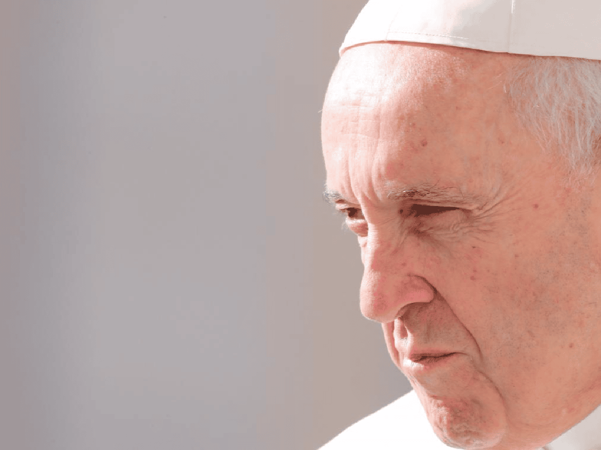 El Papa Francisco echó del sacerdocio al cura abusador chileno Karadima