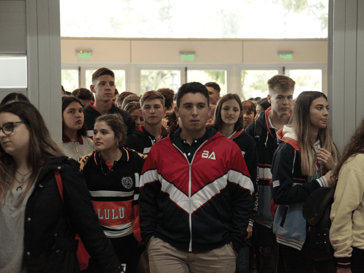 Expo Polo Educativo en el Superdomo: estudiantes secundarios  conocieron sobre más de 200 carreras universitarias y terciarias 