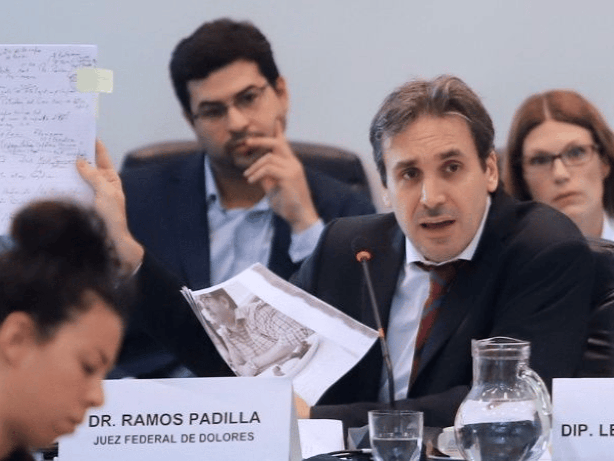 La comisión de inteligencia del Congreso recibe a Ramos Padilla