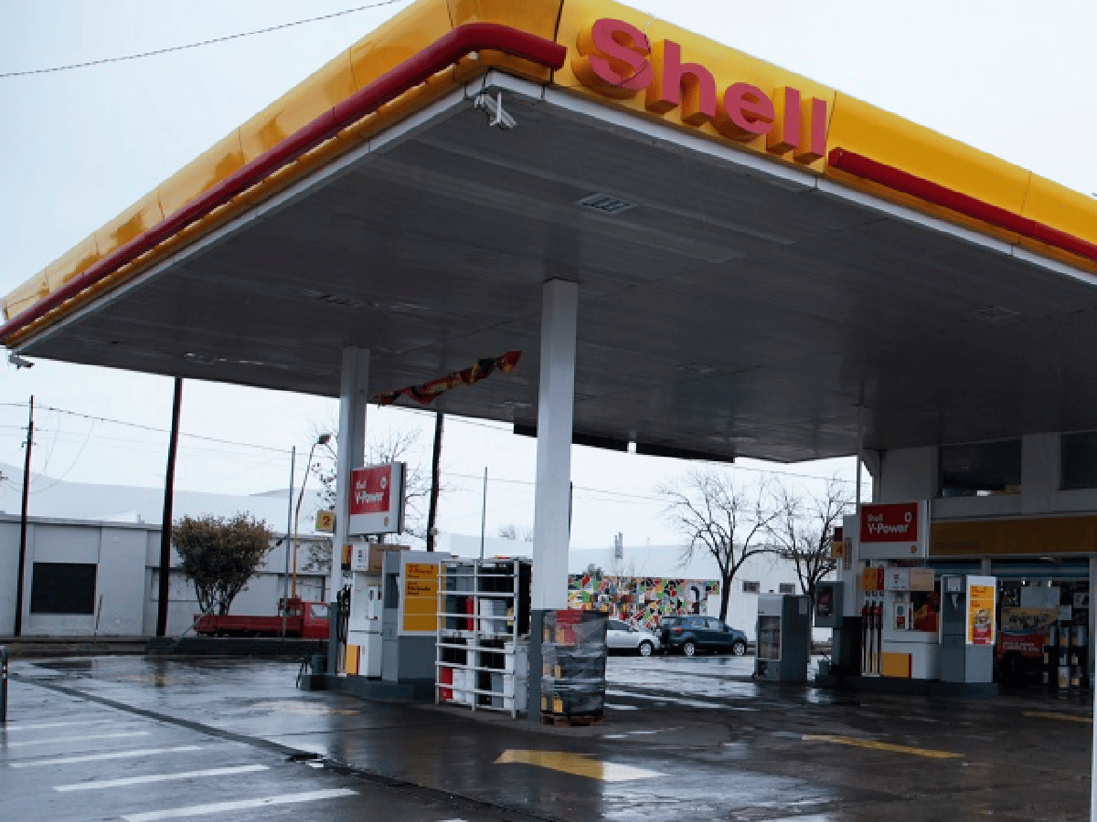 Shell aumenta sus combustibles