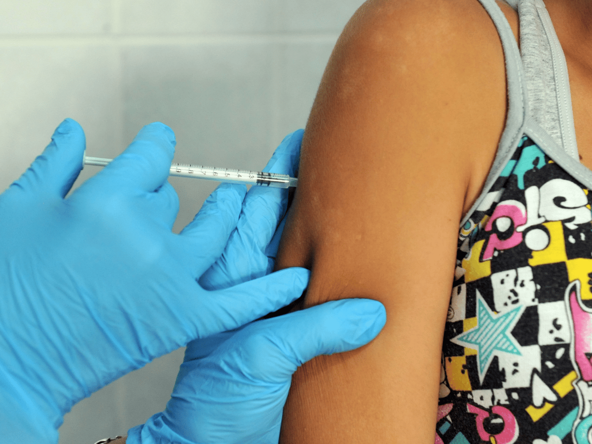 Sarampión: piden a los padres completar el carné de vacunación