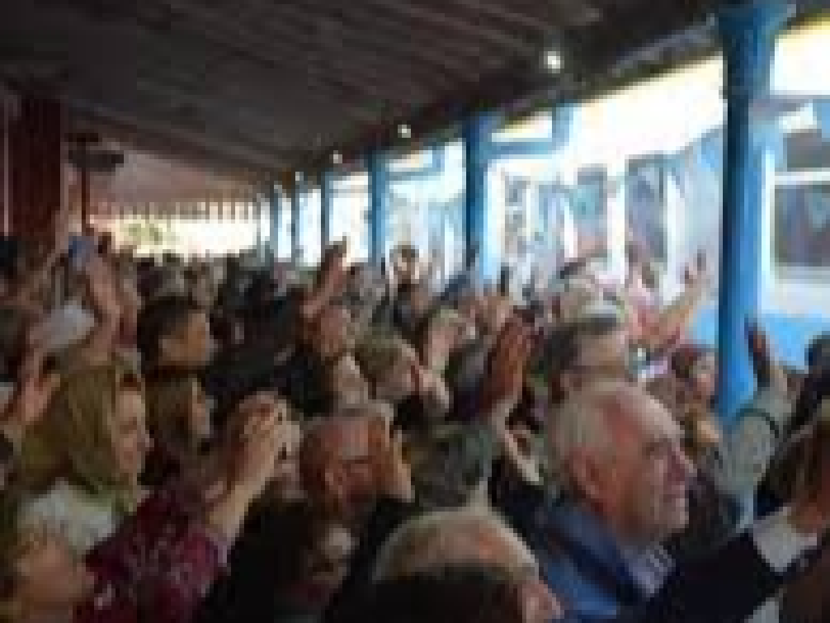 Sunchales: una multitud recibió al tren de pasajeros 