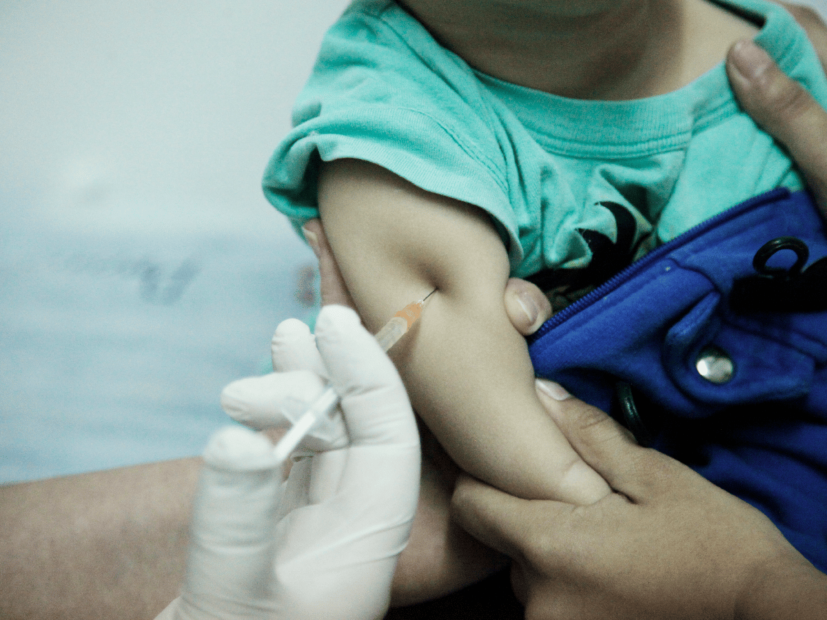 El 43% de los niños brinkmanenses  se vacunó contra el sarampión