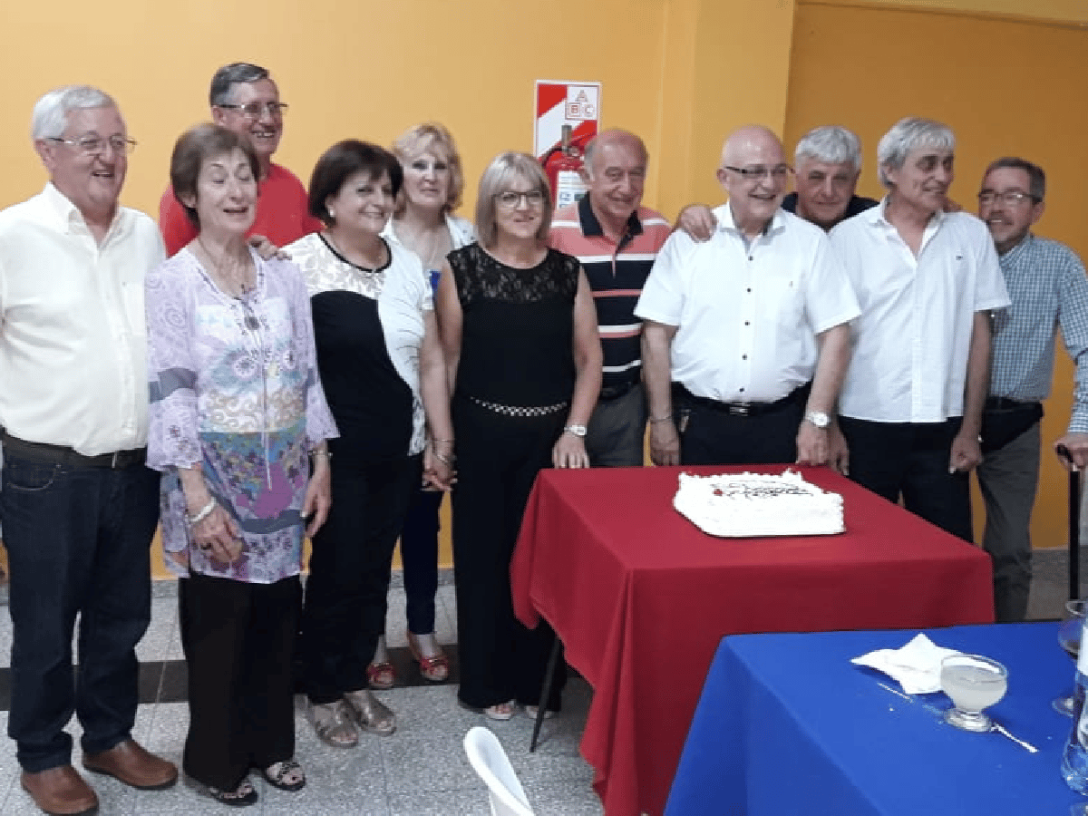 Exalumnos del San Martín festejaron 50 años de egresados con un reencuentro  