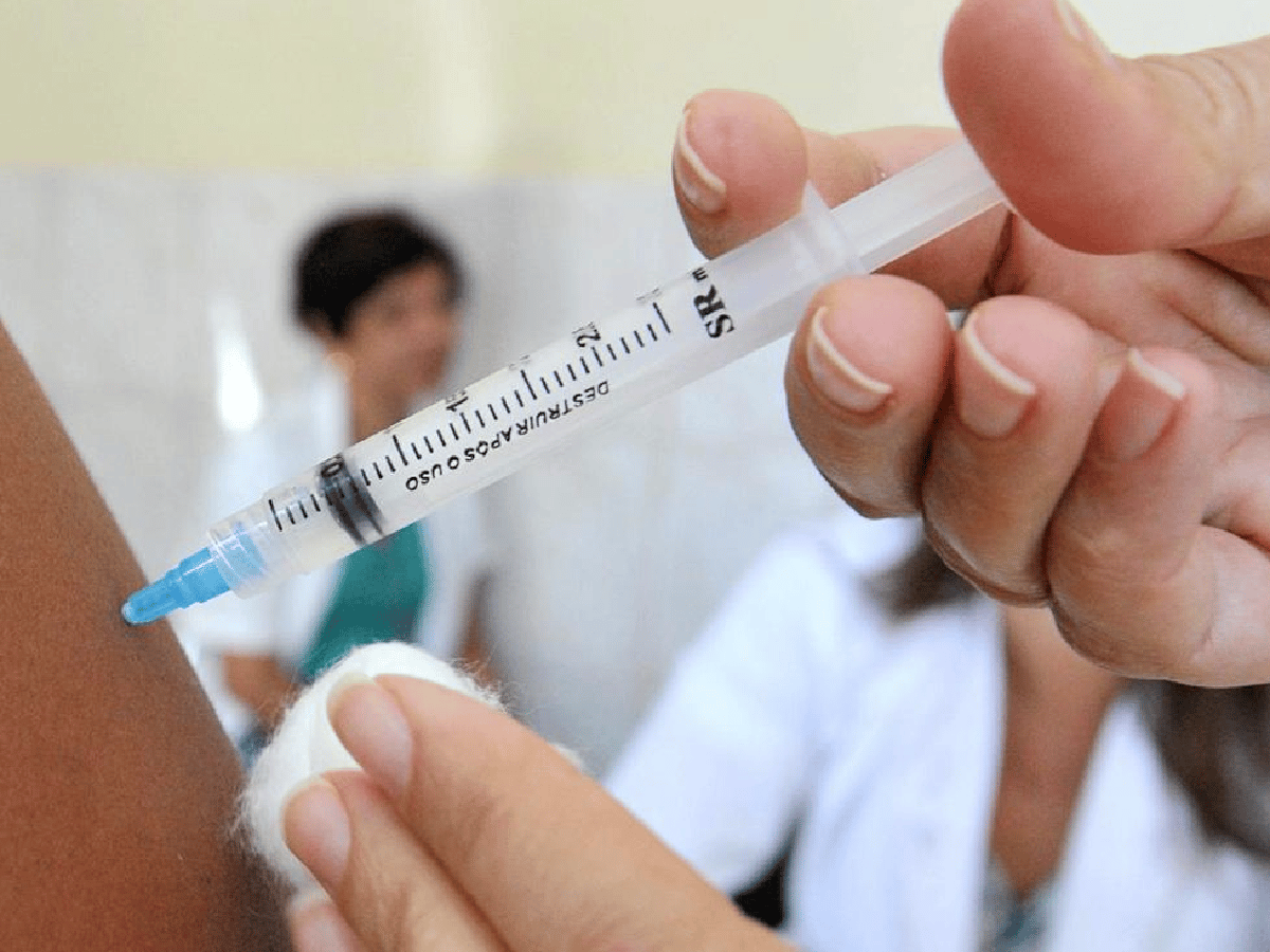 Suspendieron la vacuna de la meningitis en niños y niñas de 11 años
