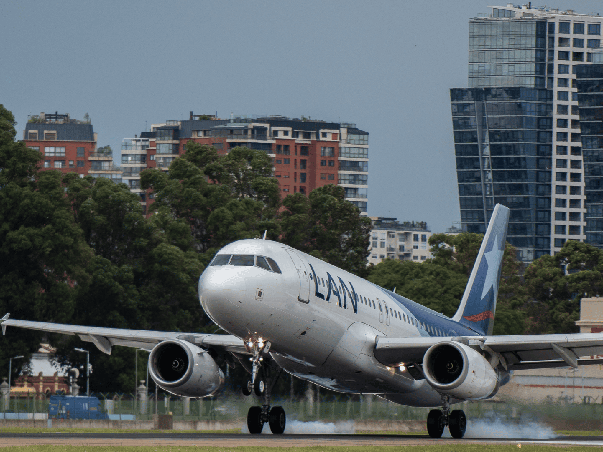 La provincia rechazó el nuevo vuelo a Malvinas que pasará por Córdoba