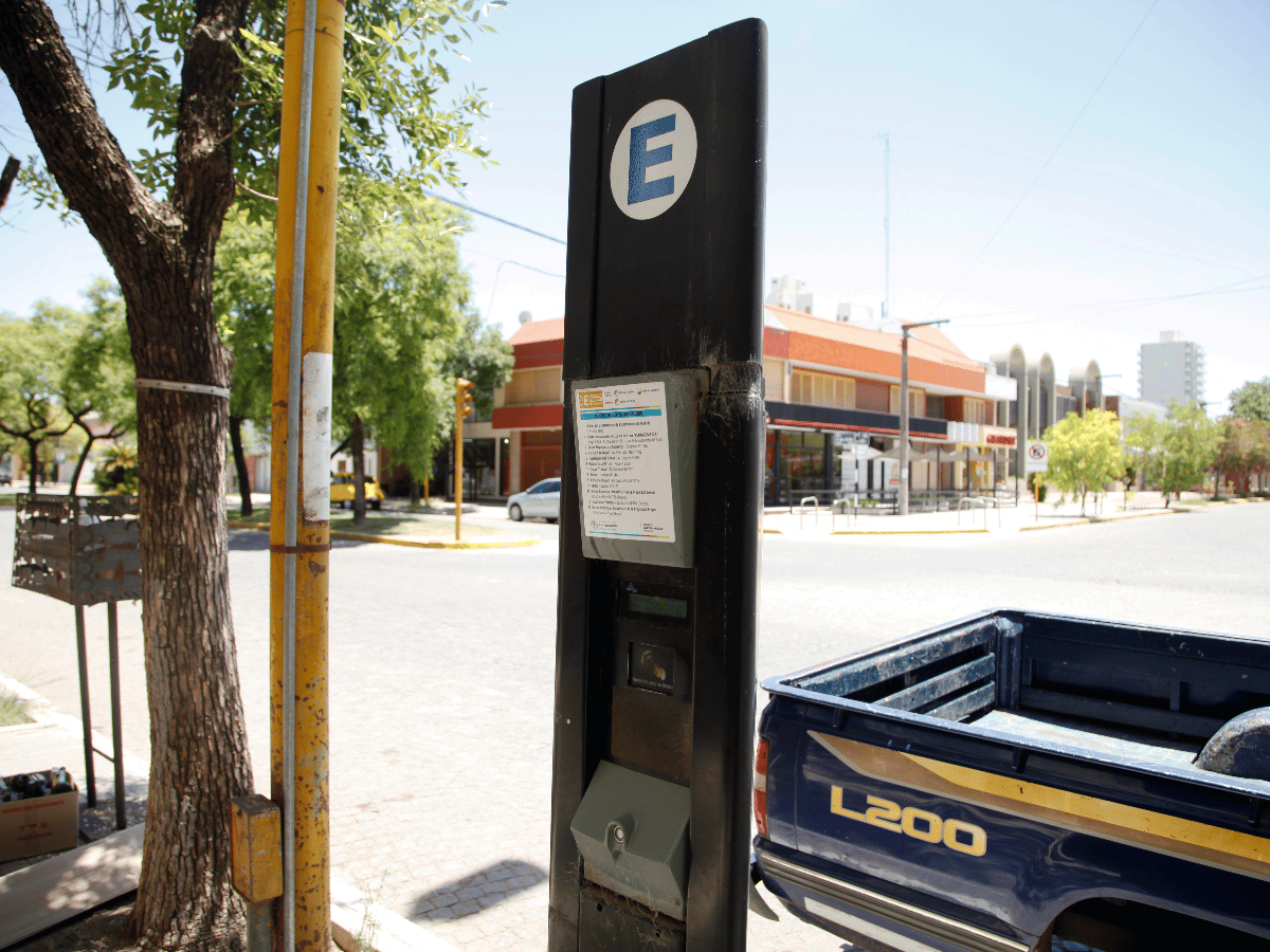 El estacionamiento medido podría ser operado por medio de smartphones