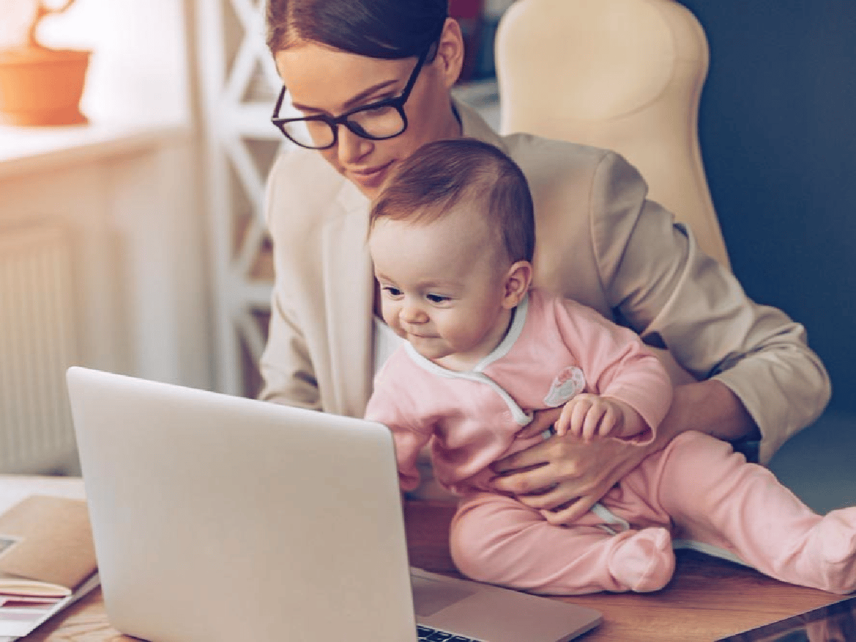 ¿Cómo reconectar con la rutina laboral después de ser mamá? 
