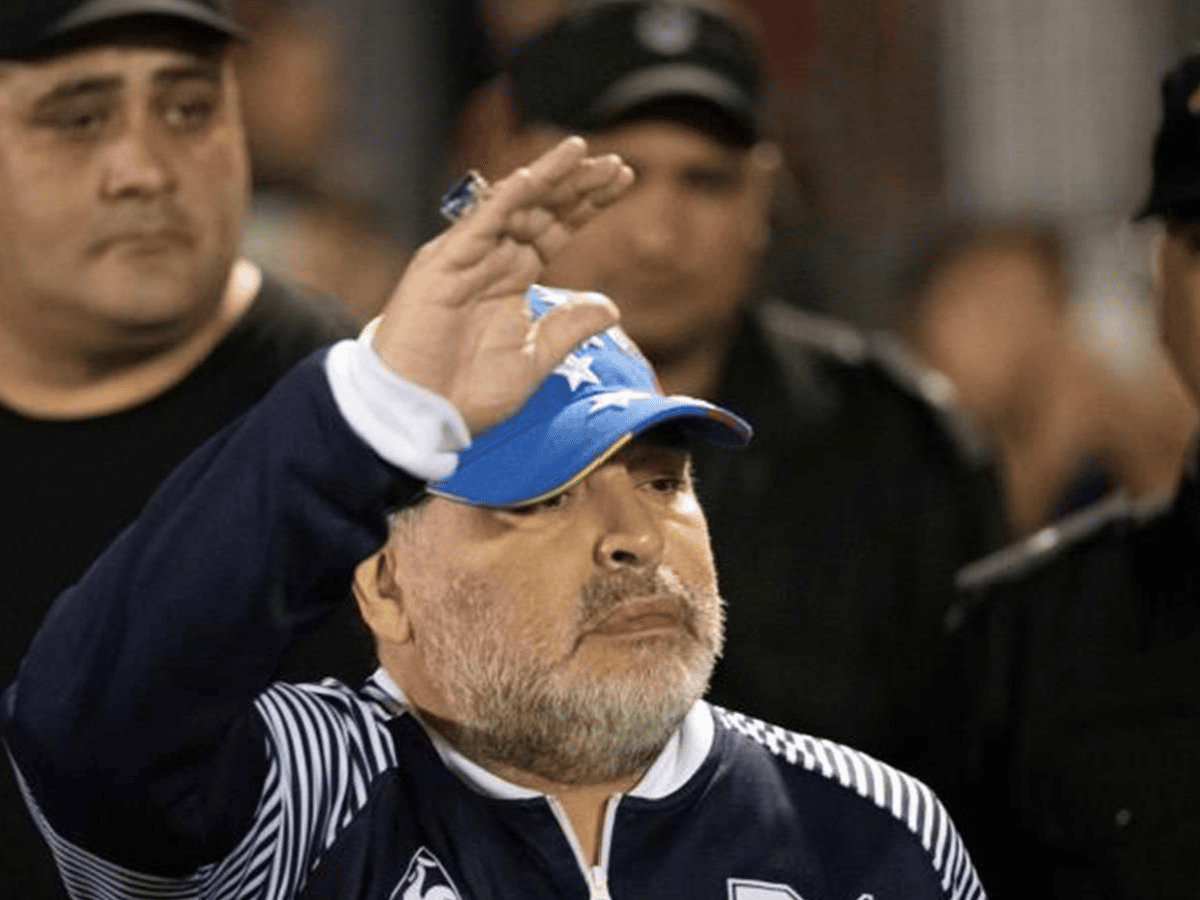 Maradona agradeció las muestras de cariño por su cumpleaños