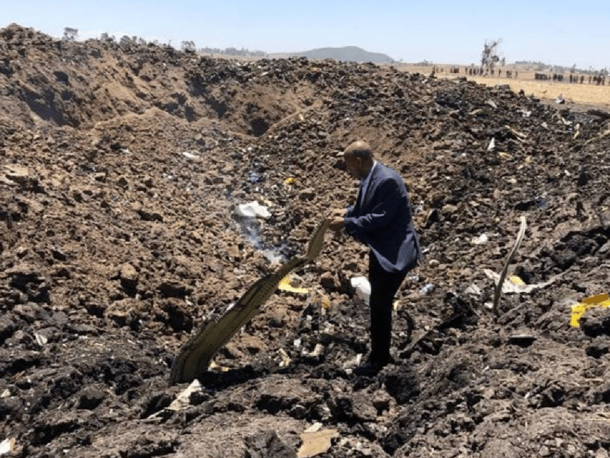 Cayó un avión en Etiopía y murieron sus 157 pasajeros