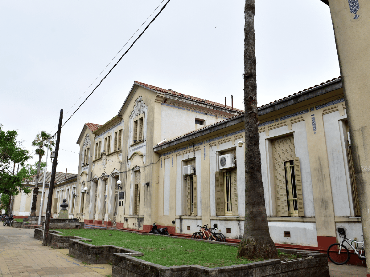  El edificio de la Escuela Normal, cerca  de ser Patrimonio Histórico Nacional