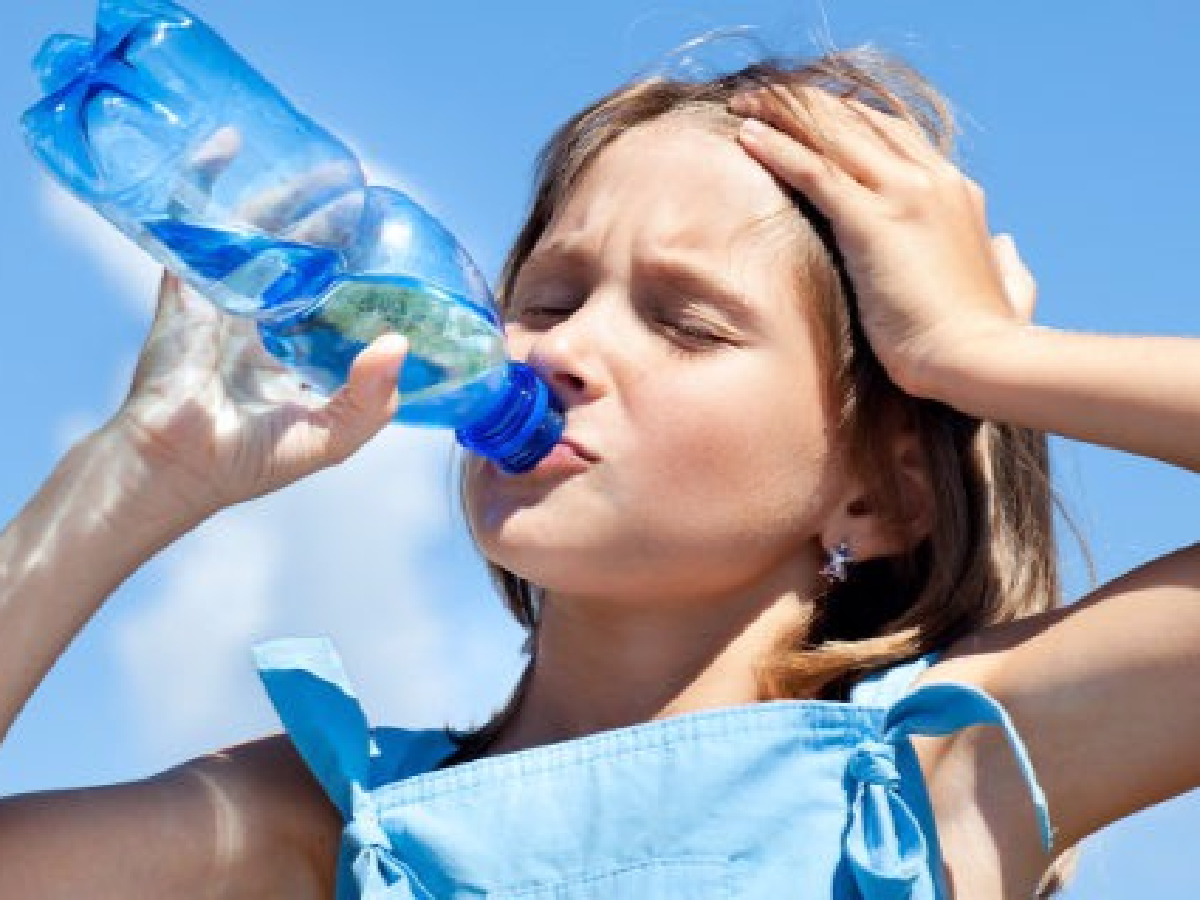 Deshidratación: 5 consejos para evitar golpes de calor