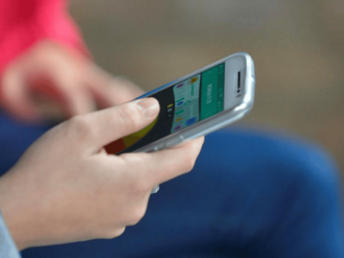 Los celulares robados dejaron de funcionar en las redes del país