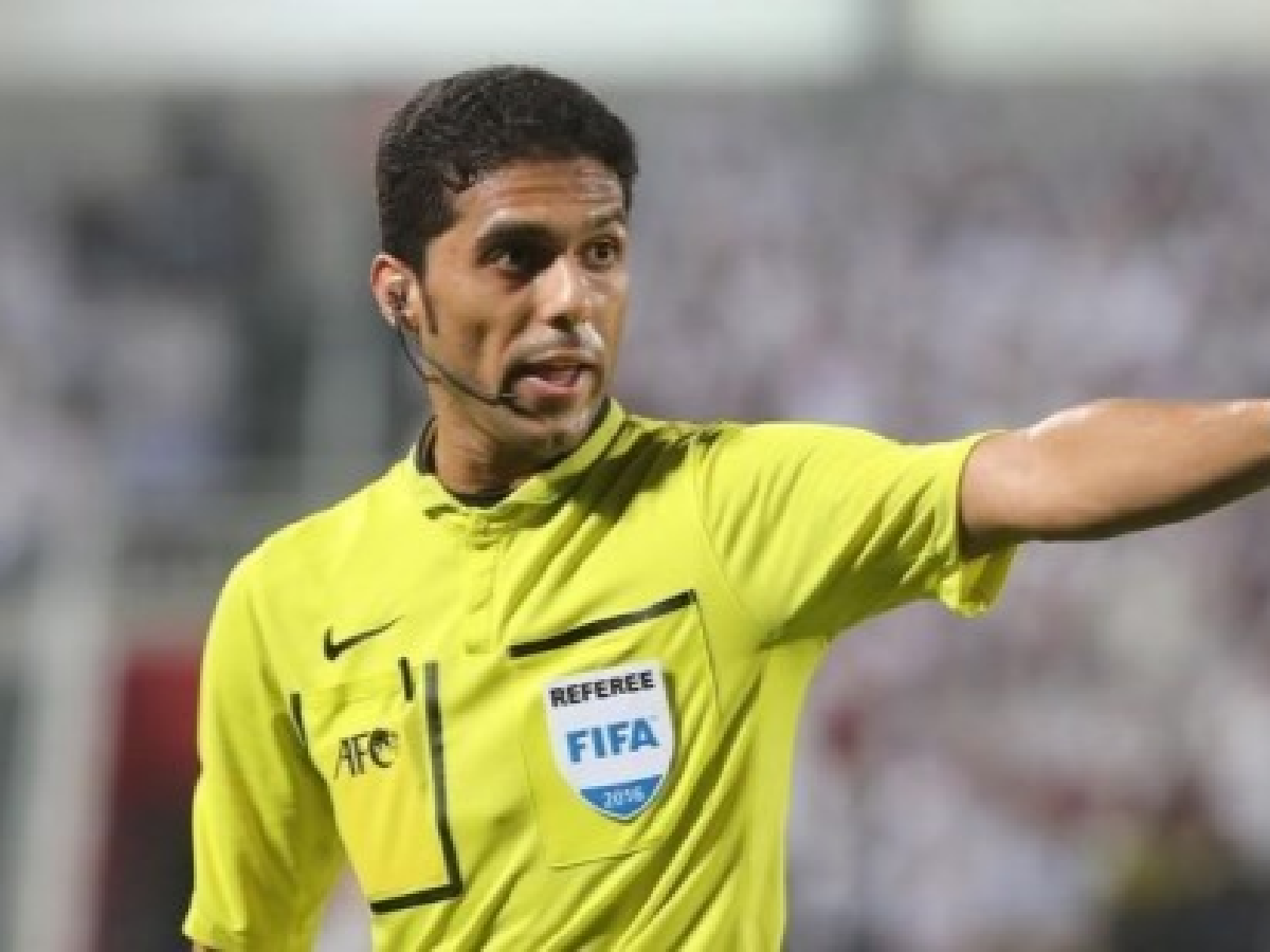 Fifa aparta a árbitro saudí acusado de corrupción