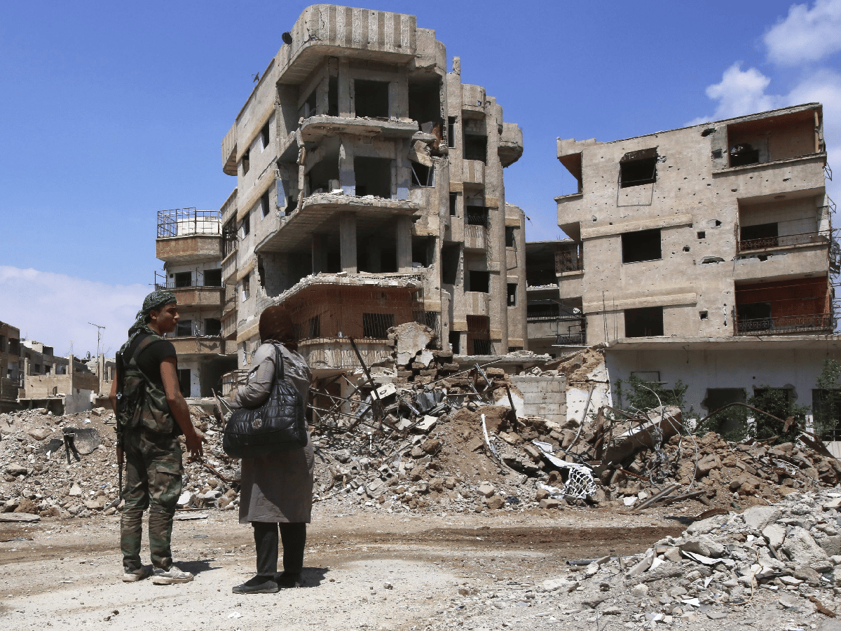 Trump ordenó al ejército de EE.UU. atacar bases sirias