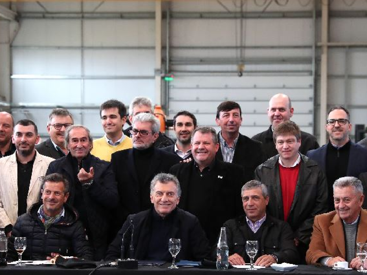 En San Francisco, ante los empresarios Macri pidió el voto y prometió acelerar reformas