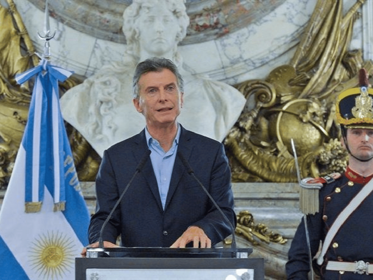 Macri confirmó el "inicio de conversaciones" para obtener financiación del FMI