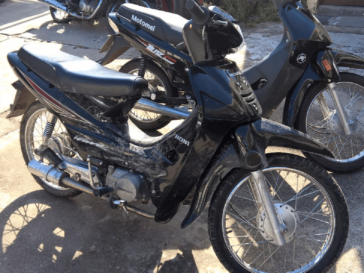 La policía recuperó una moto robada 