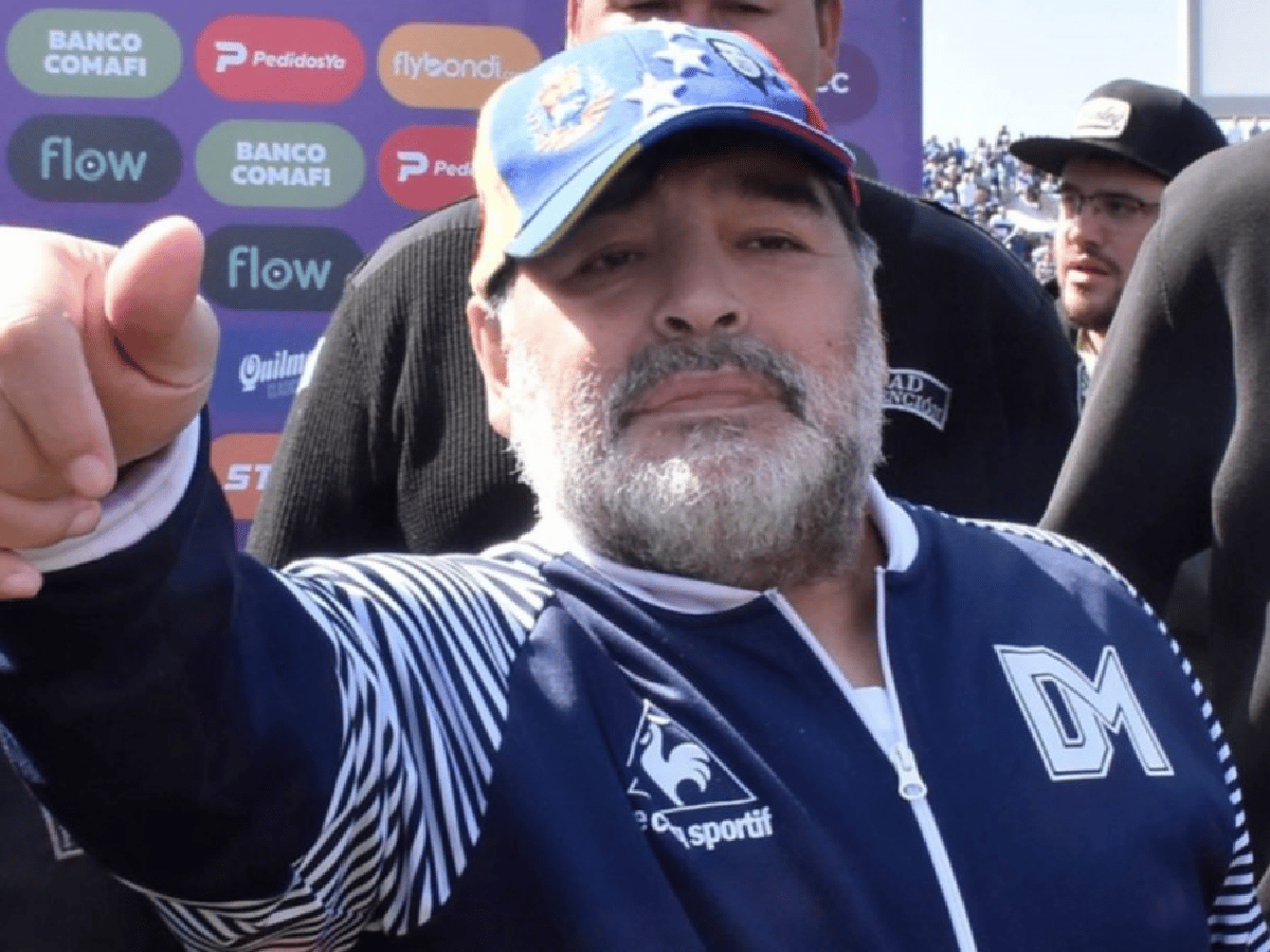 Maradona arregló su continuidad con Gimnasia 