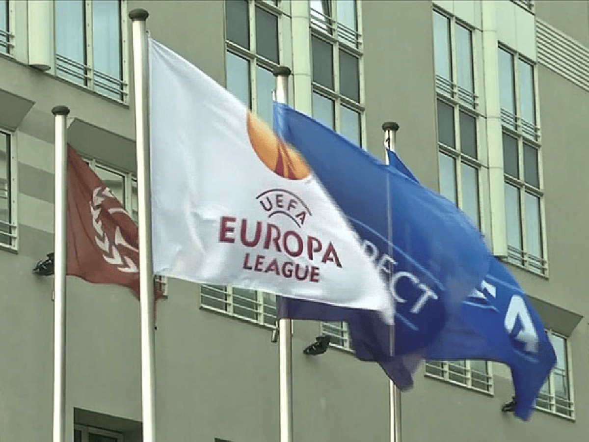 La UEFA niega que haya invitado a la AFA a participar en sus torneos