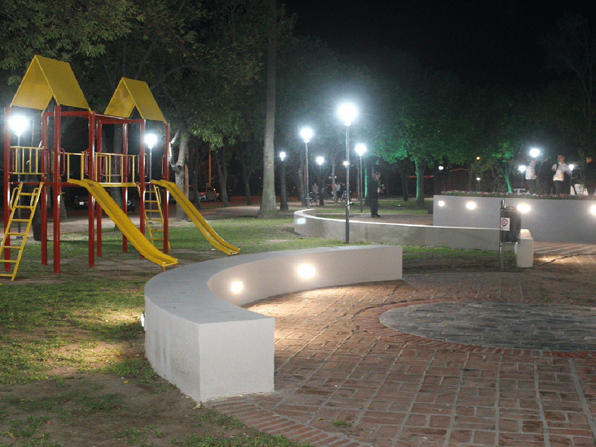 Arroyito: inauguraron la remodelación de la Plaza Enrique Brizio 