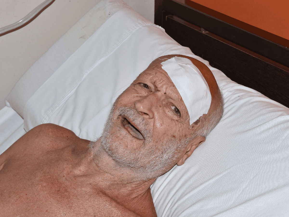 Violento robo a jubilado: lo golpearon con un martillo 