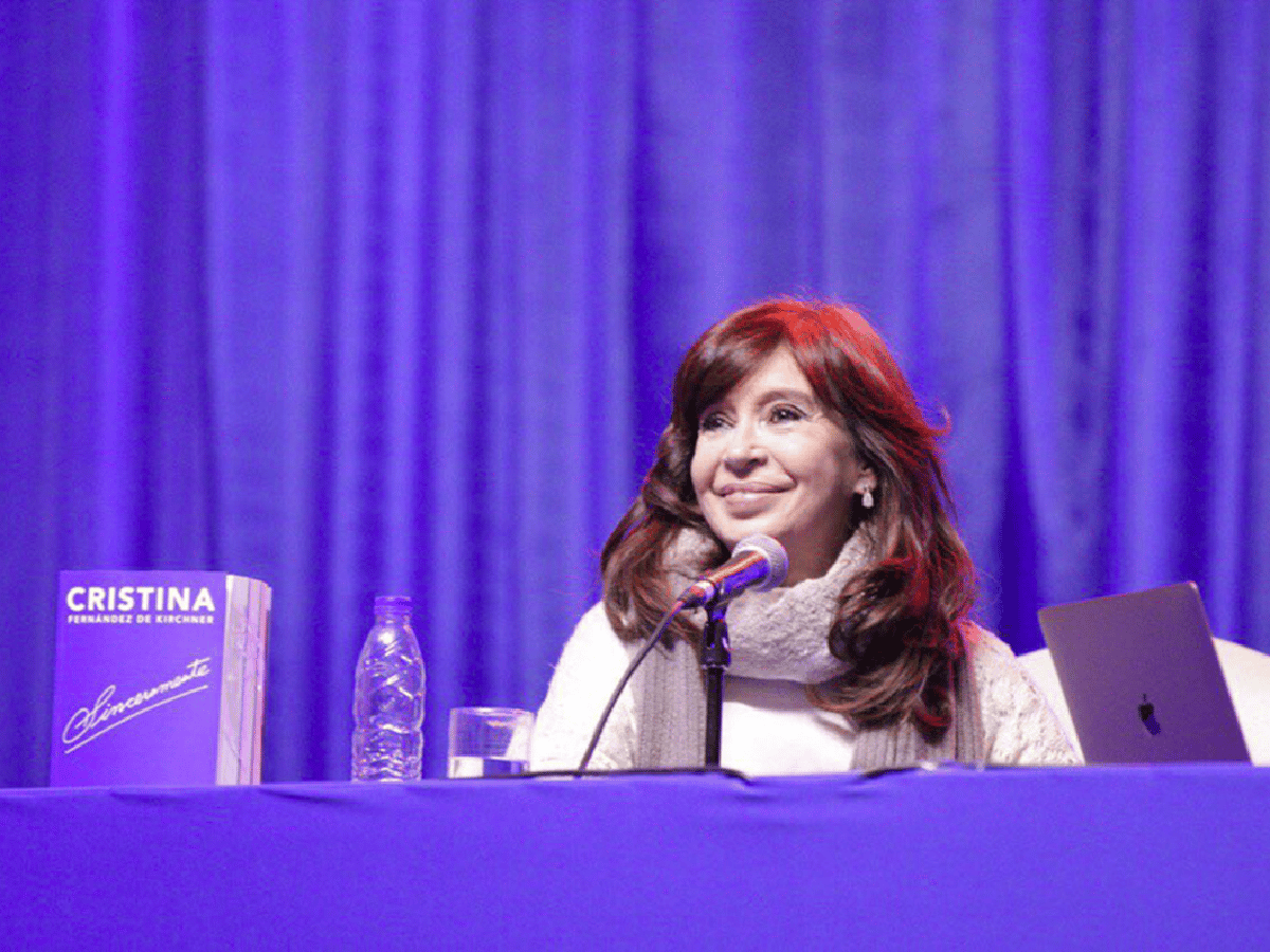 Cristina denunció "campañas sucias por parte del Gobierno"