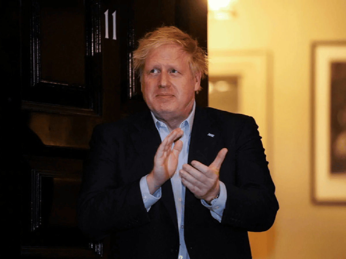 Internaron a Boris Johnson, diagnosticado COVID - 19, por precaución 