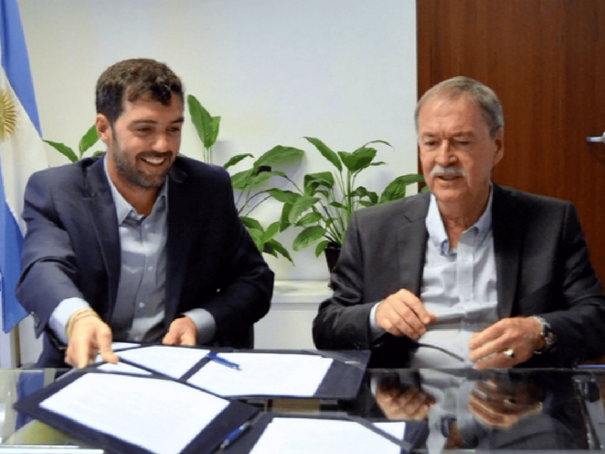 Schiaretti firmó con la ANSES el acuerdo por el déficit de la Caja de Jubilaciones
