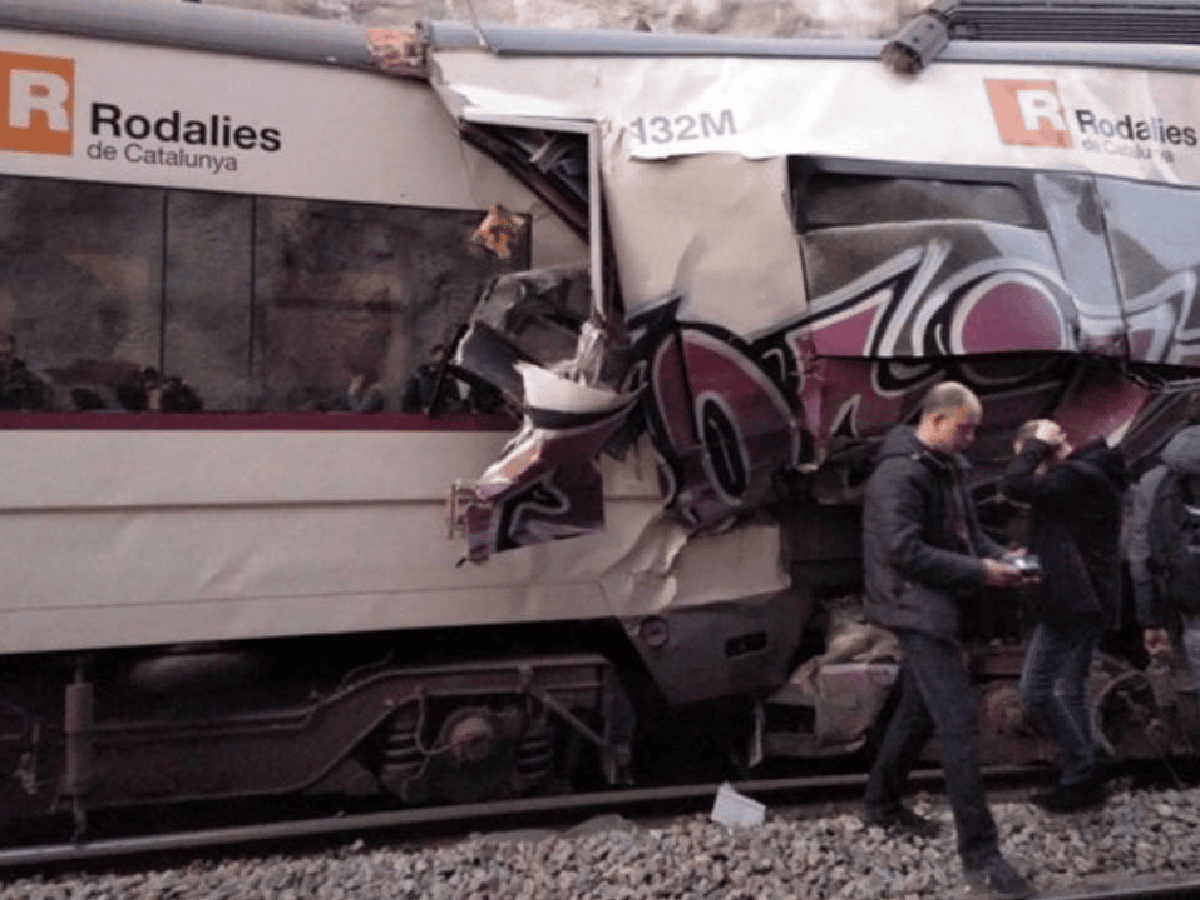 Choque de trenes en Barcelona: un muerto y tres heridos
