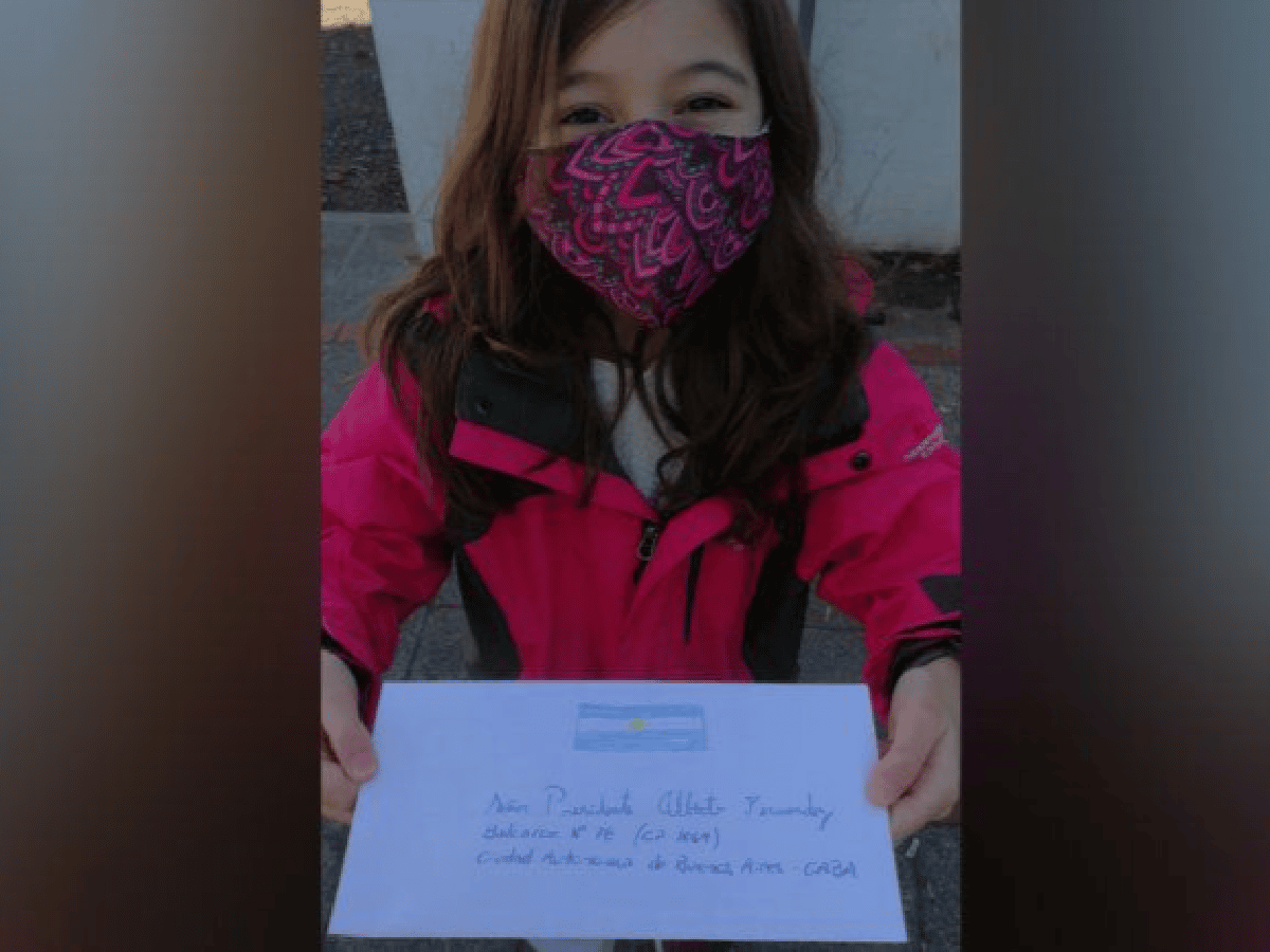 La respuesta de Alberto Fernández a una nena que le pidió poder jurar la bandera
