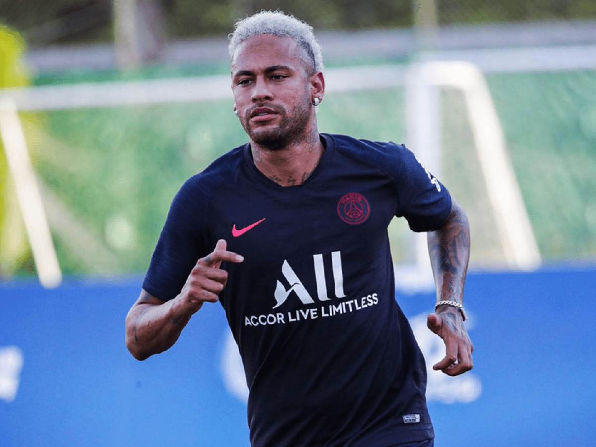 PSG le pide a Barcelona dos jugadores y 100 millones de euros por Neymar
