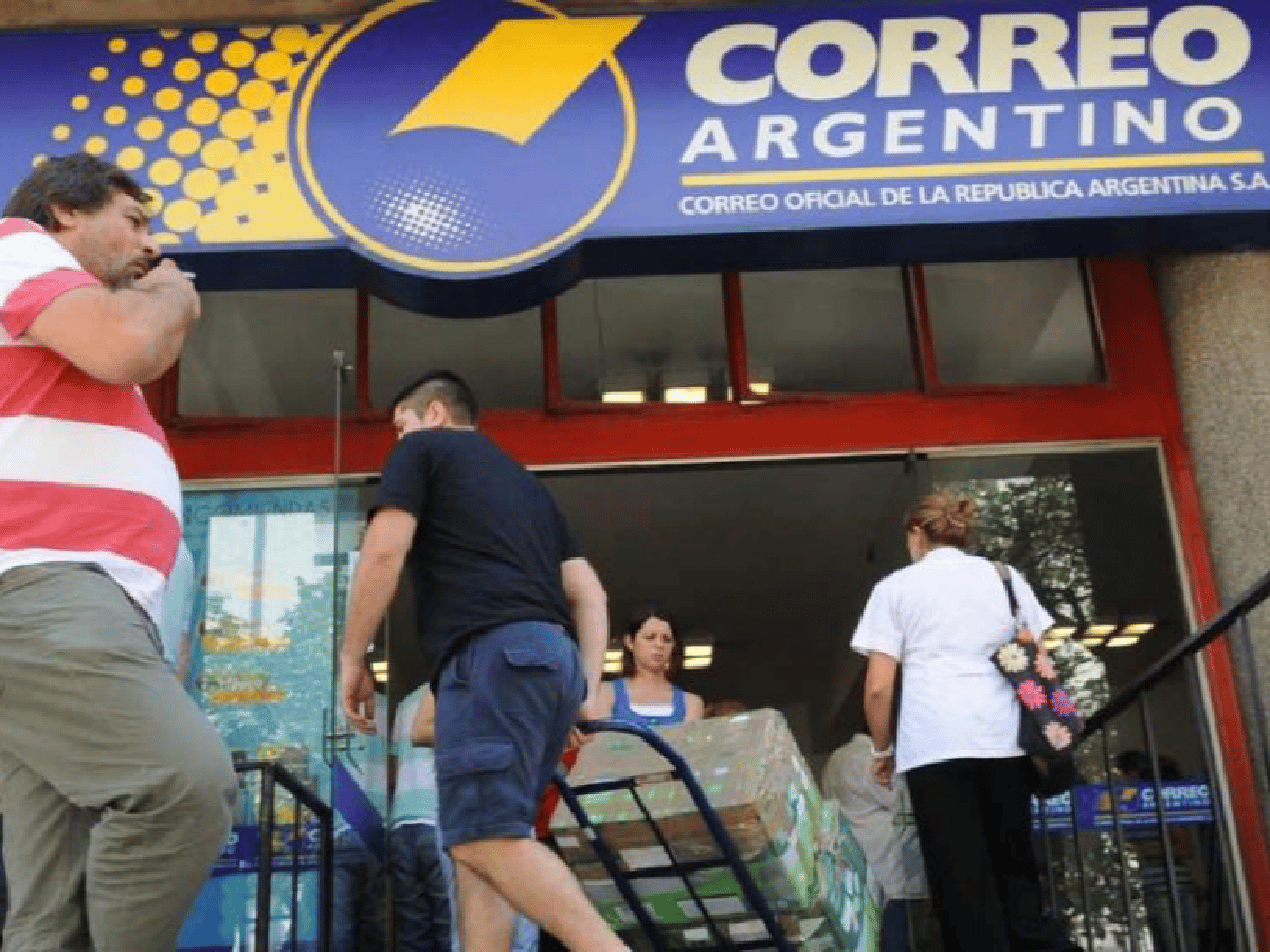 Correo: la justicia decidió intervenir  la empresa propiedad de los Macri   