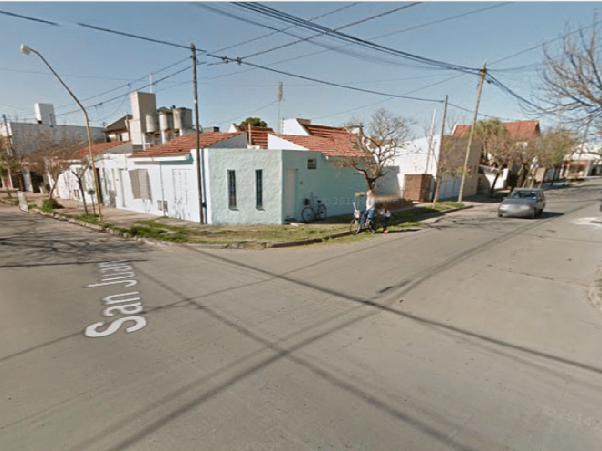 Mujer sufrió arrebato en barrio Vélez Sarsfield   