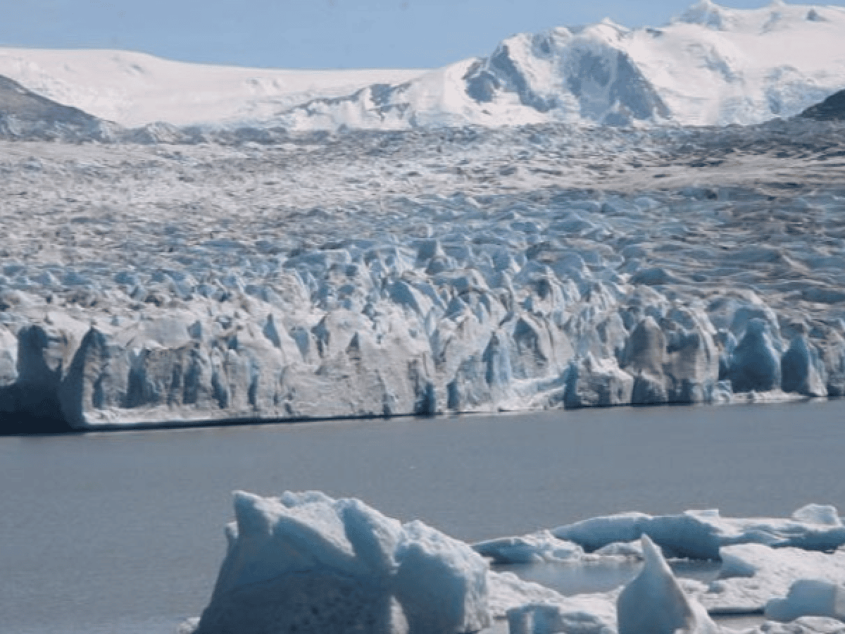 El cambio climático y la minería amenazan los glaciares chilenos
