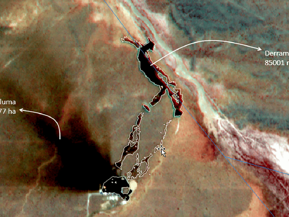Difunden imágenes satelitales de un derrame de petróleo en Vaca Muerta   
