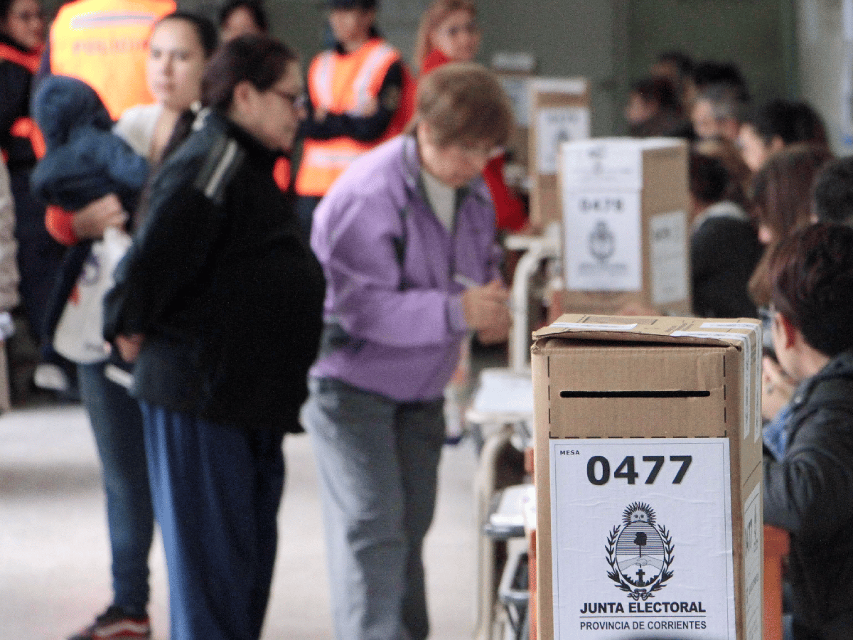 Votaron los candidatos correntinos y se esperan tendencias para las 22