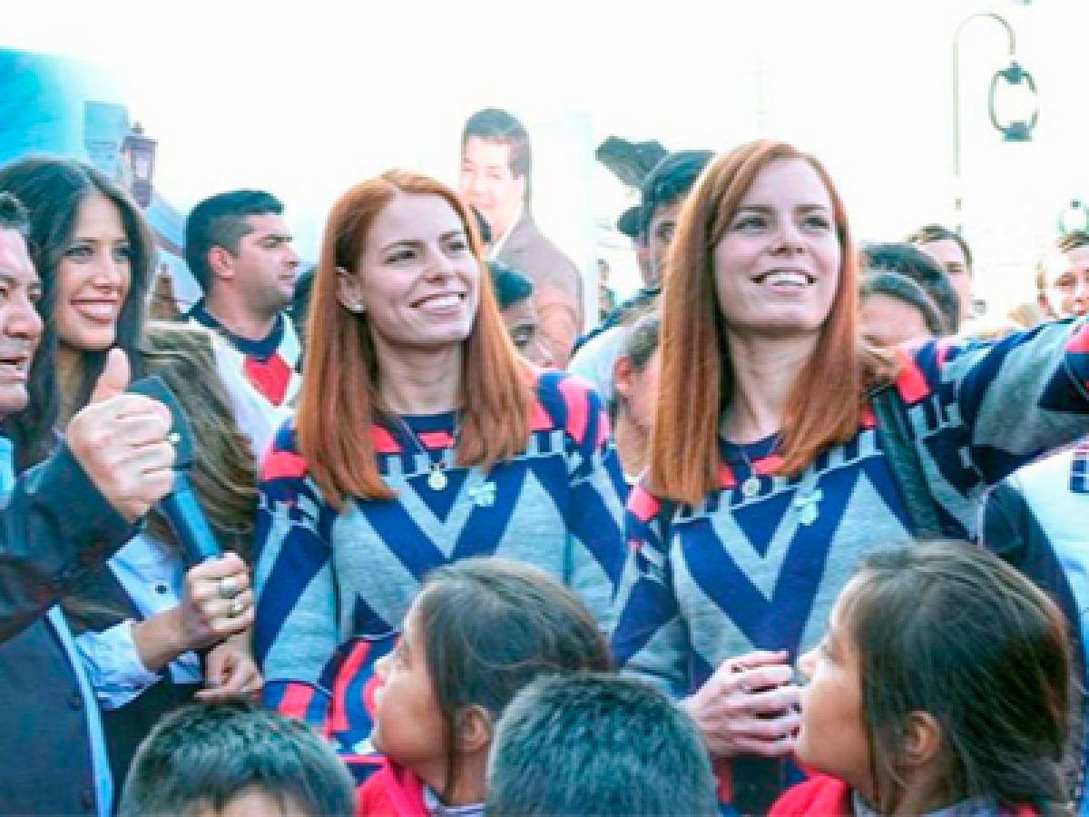 Dos hermanas de Porteña participaron de la Fiesta de los Mellizos