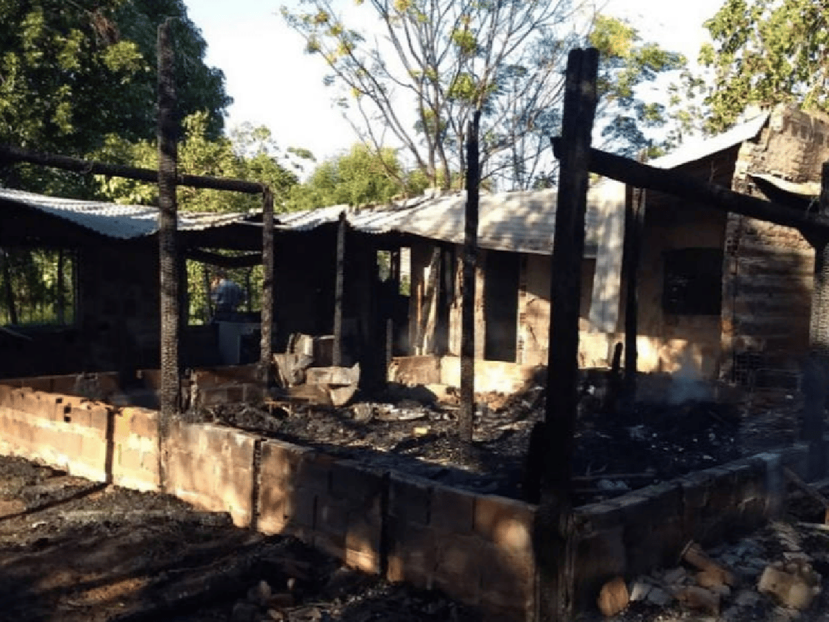Murieron una mujer y sus cinco hijos al incendiarse su casa
