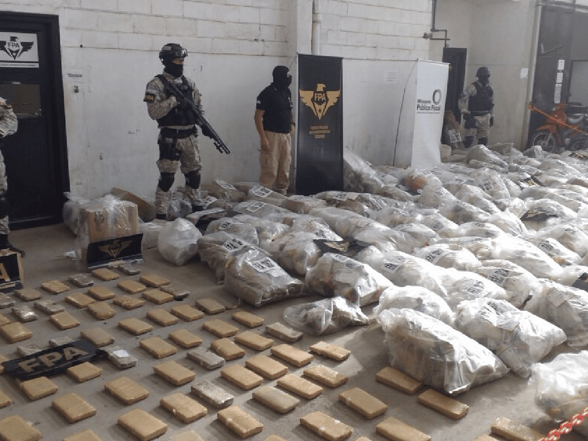 Queman 111 kilos de cocaína y 258 kilos de marihuana en Córdoba