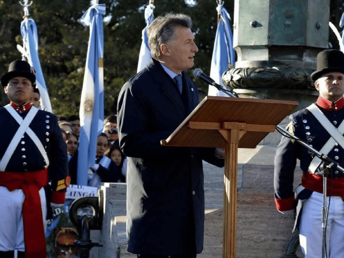 Por temor a las protestas, Macri se bajó del acto por el Día de la Bandera en Rosario 