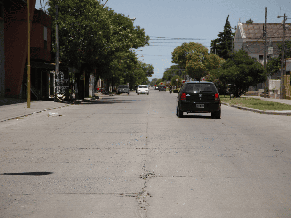 Avenida Caseros: el municipio analiza hacerla de una sola mano